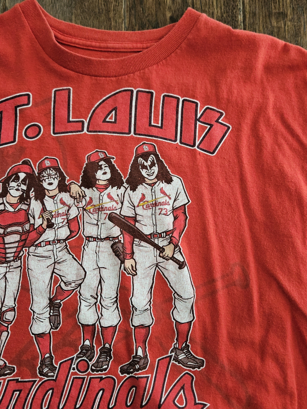 Liquid Blue KISS Dressed To Kill - St. Louis Cardinals Graphic Tee - M